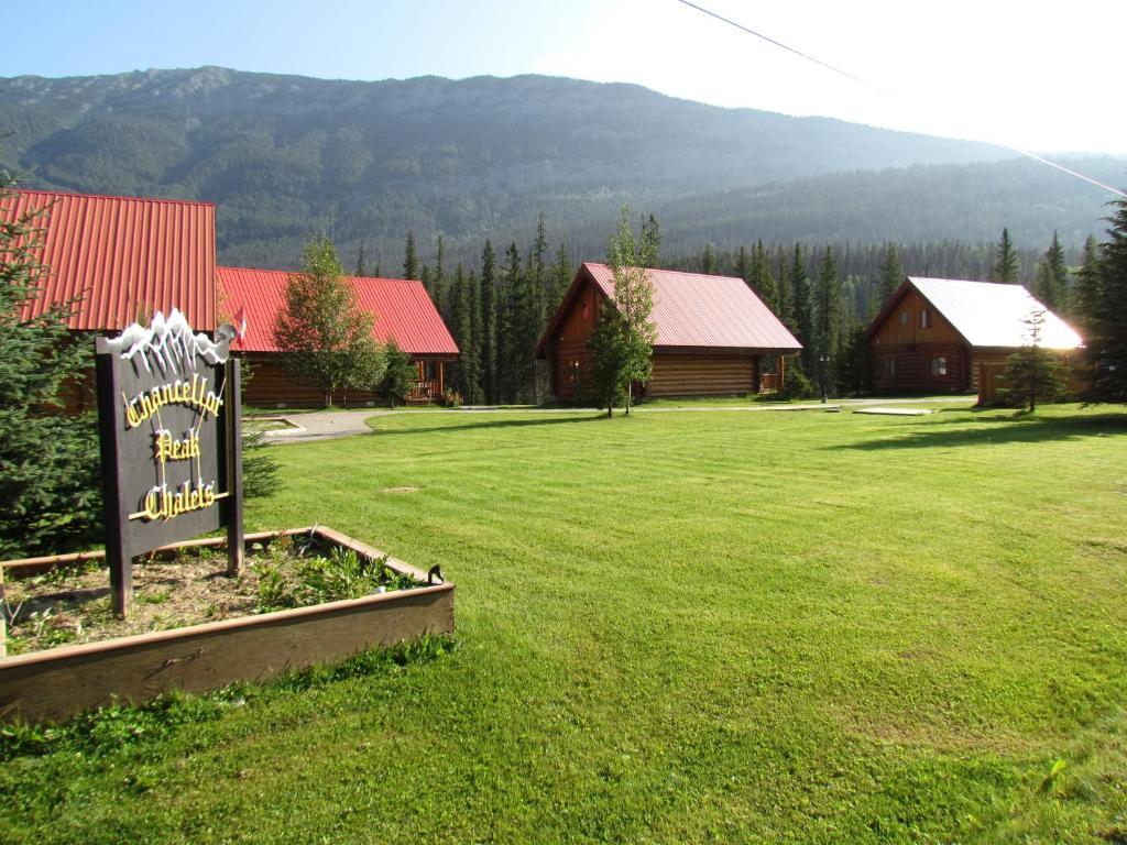 Chancellor Peak Chalets Parson Екстериор снимка